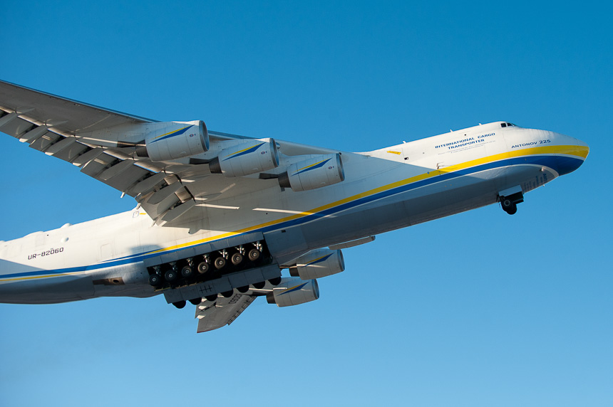 Antonov AN-225